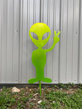 Load image into Gallery viewer, Alien Yard Stake
