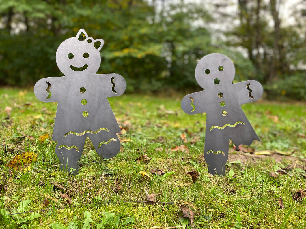 Gingerbread People, metal yard stakes