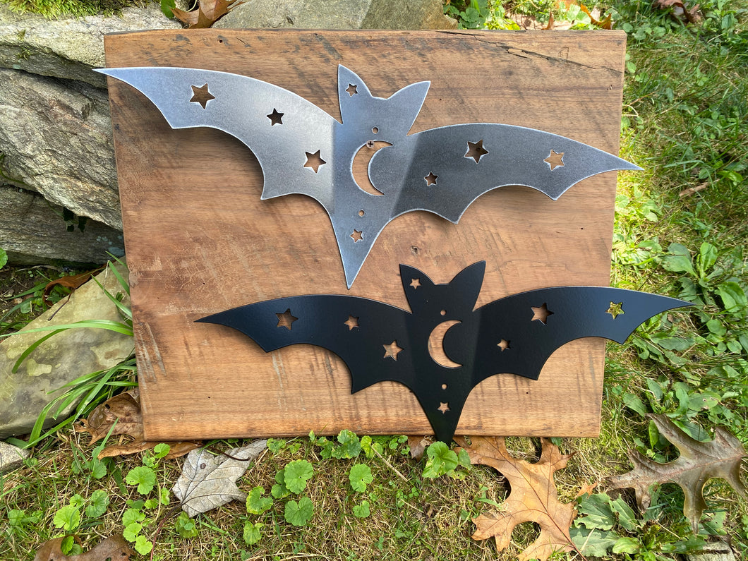 Metal wall hanging bats